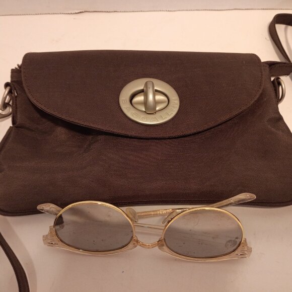 BAGGALLINI Gray Nylon Convertible Clutch/Crossbody Bag Small Twist Lock - Picture 2 of 12